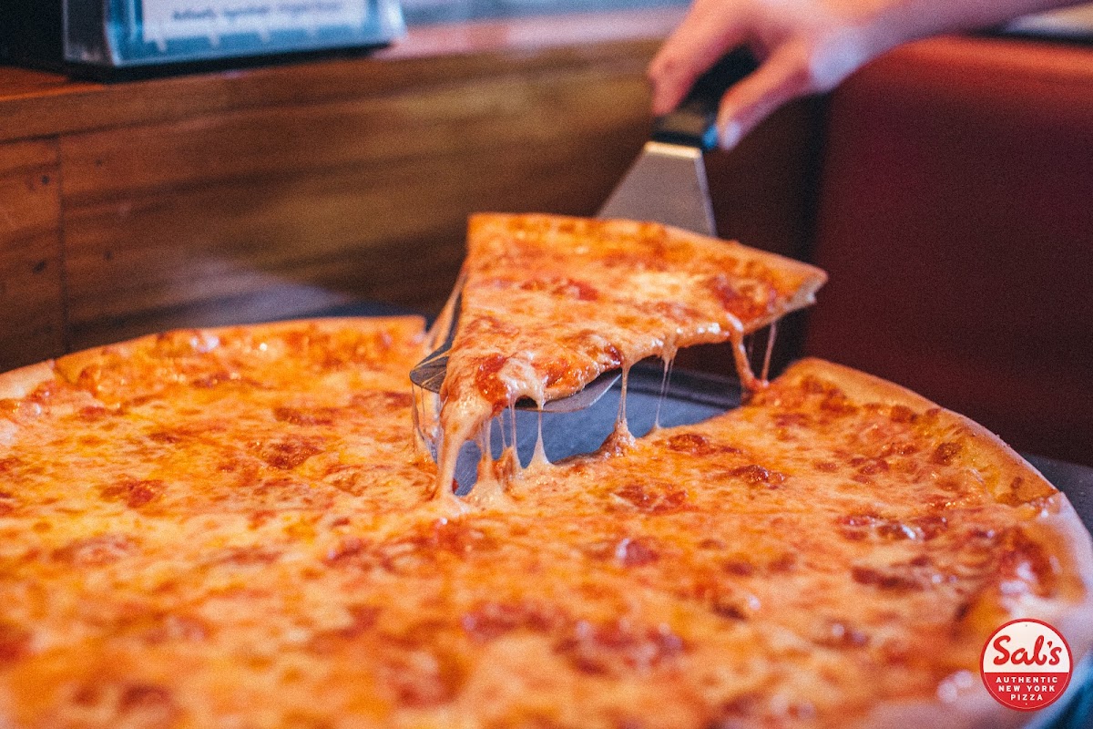 Sal's Authentic Ny Pizza Hamilton-3